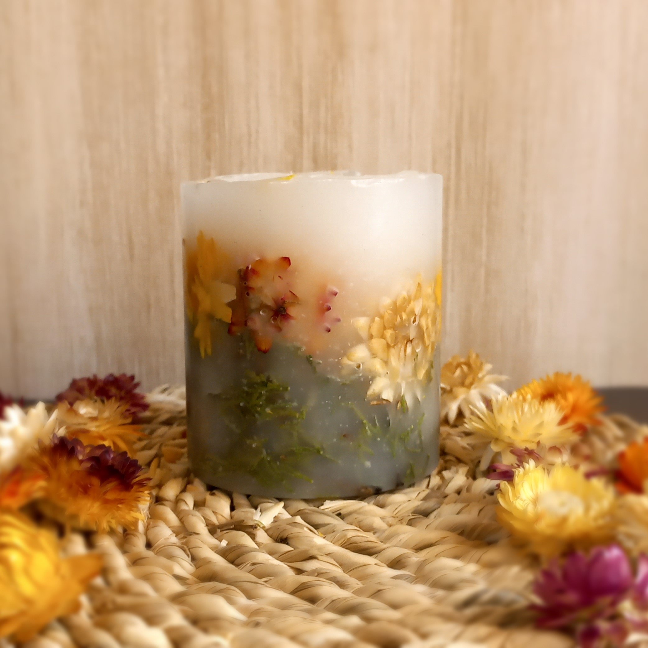 شمع گل خشک فانوسی