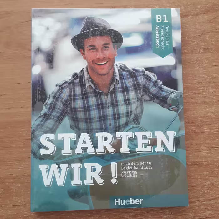 کتاب زبان آلمانی اشتارتن ویا Starten Wir B1 به همراه کتاب کار و DVD