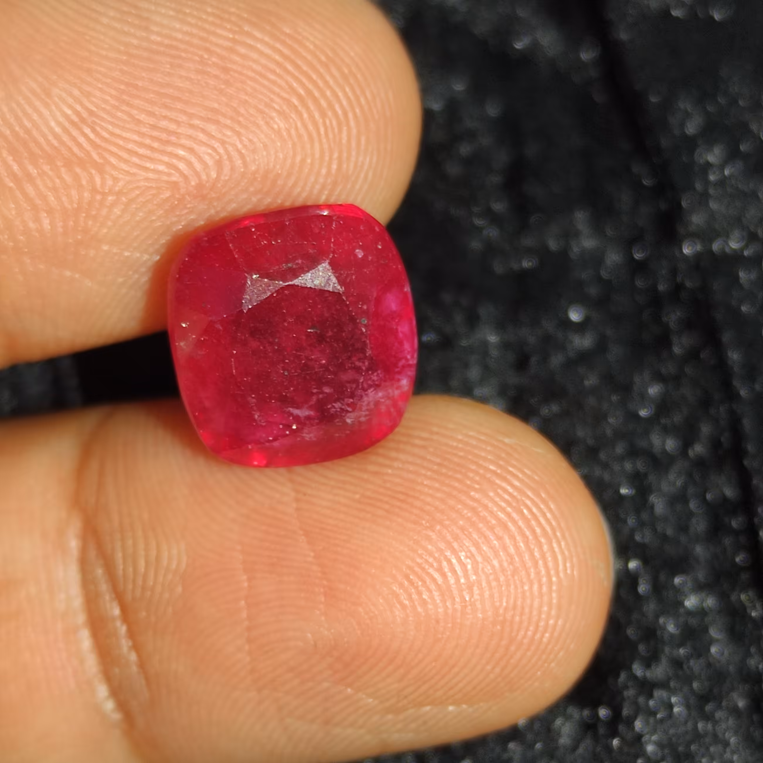 نگین فوق العاده یاقوت سرخ آفریقا 