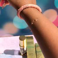 پرایمر مخملی امیلی 