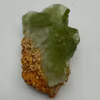 سنگ قیمتی ابسیدین سبز.  وزن 75 گرم. کد a 60