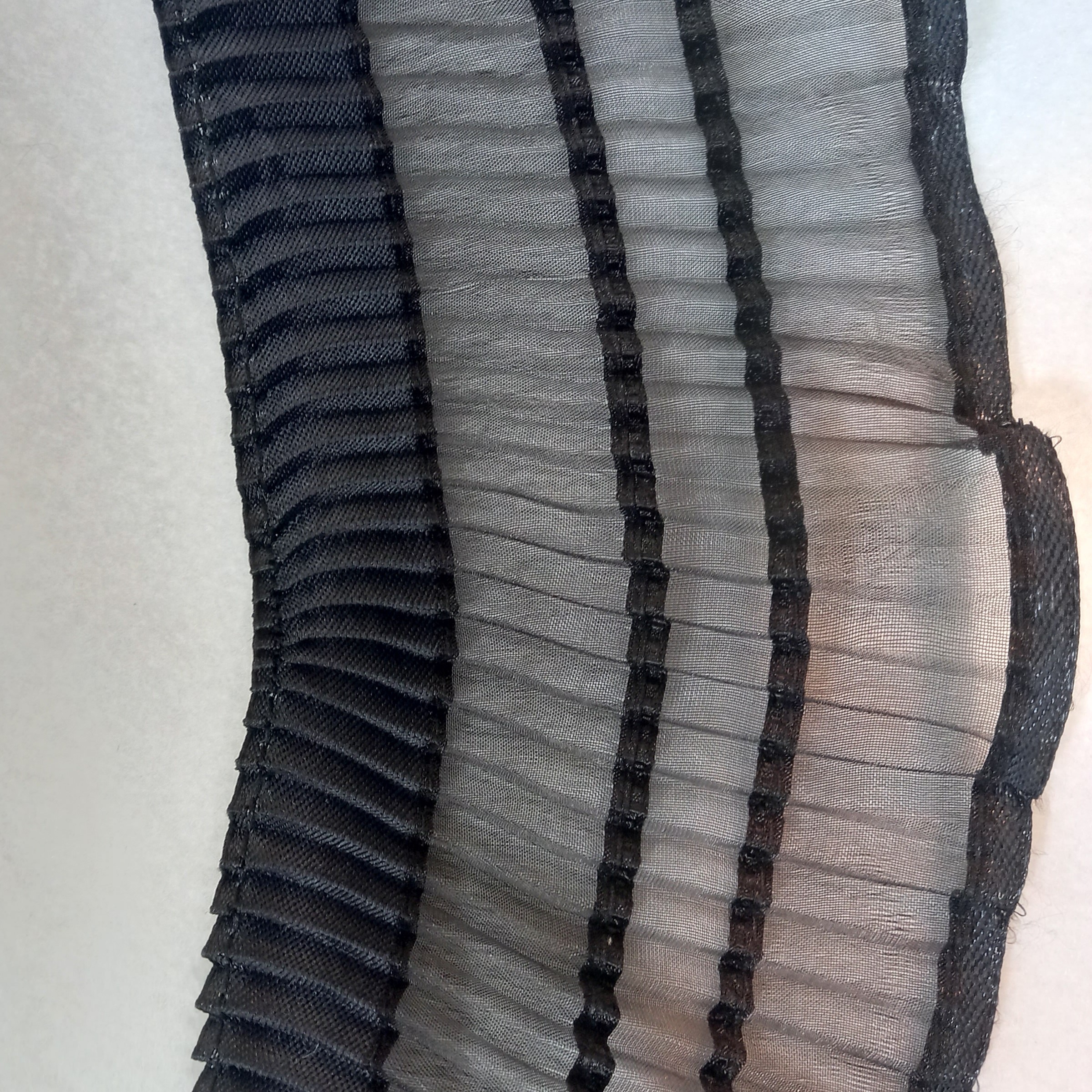 نوار تزئینی پلیسه ای 