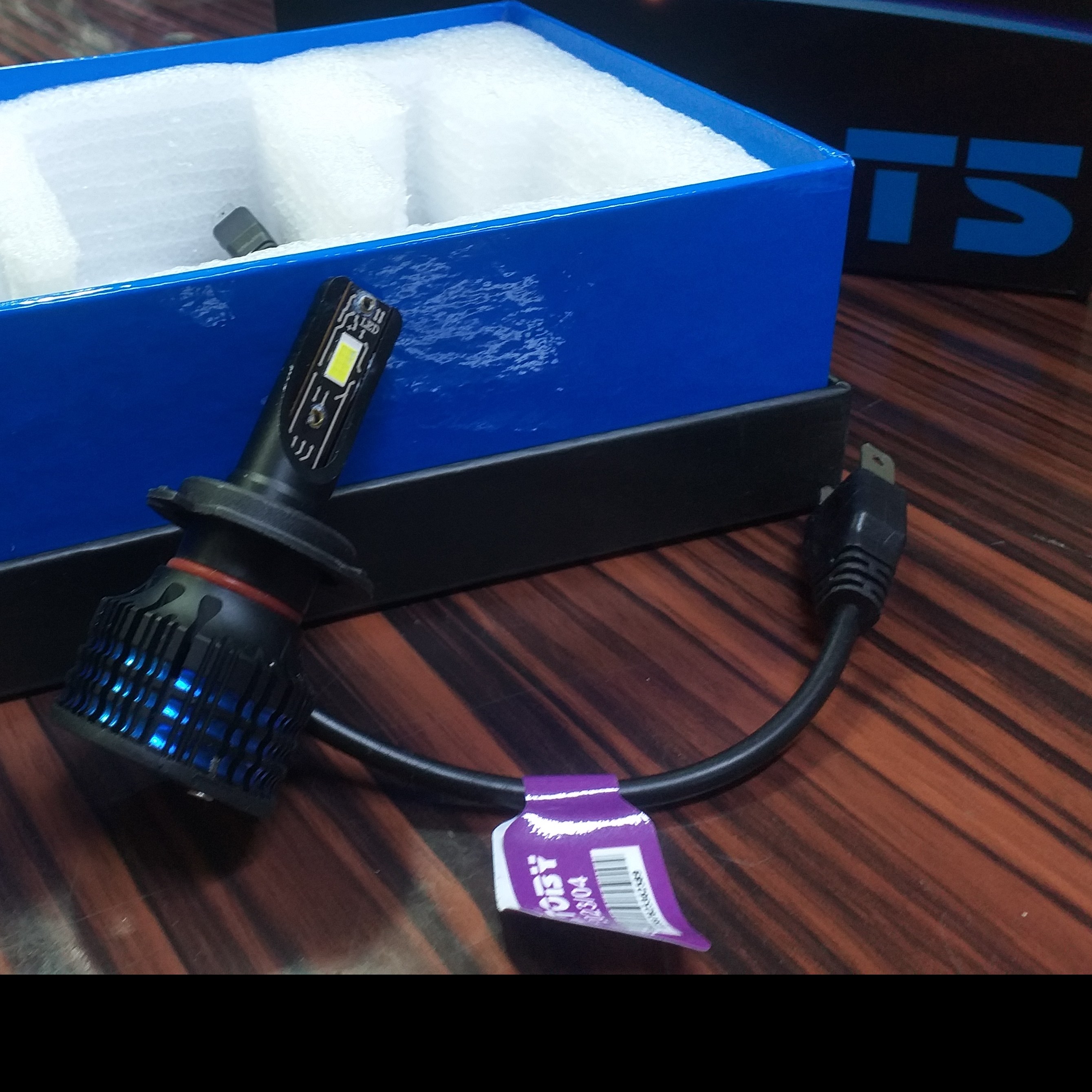 هدلایت مدل F40 برند B.TOBY پایه H7 گارنتی 6 ماهه