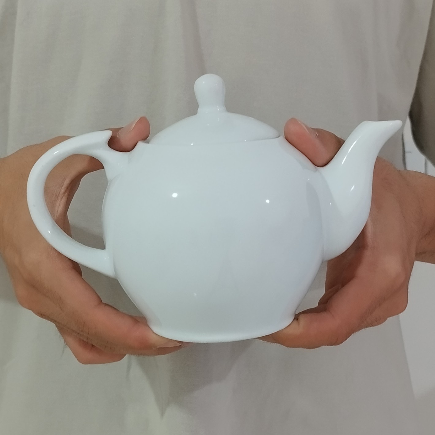 قوری چینی تقدیس سفید ساده کوچک با ارسال رایگان