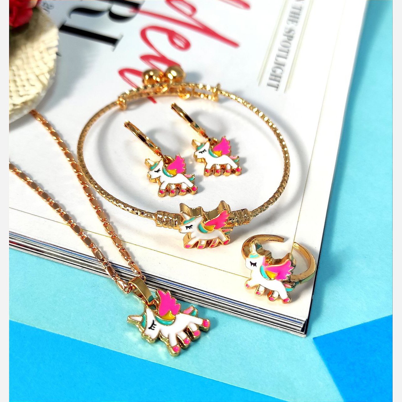 نیم ست برنجی بچگانه