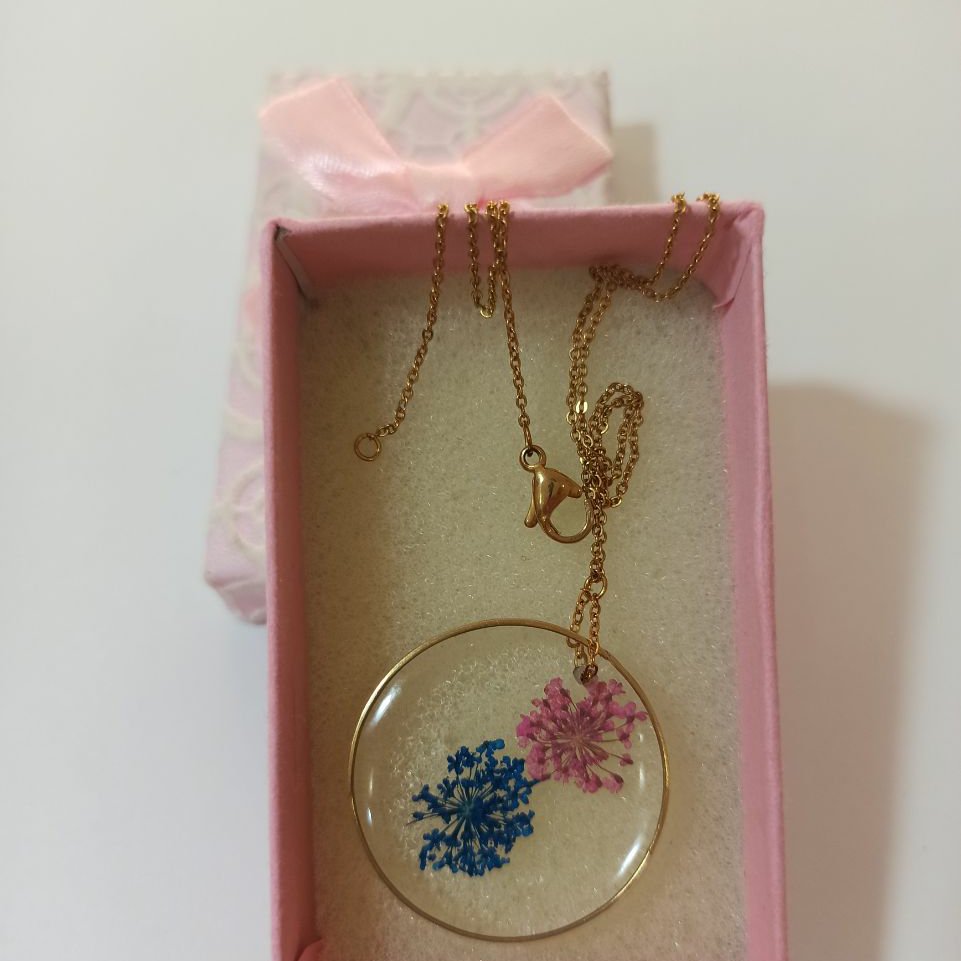 گردنبند گل طبیعی دستساز
