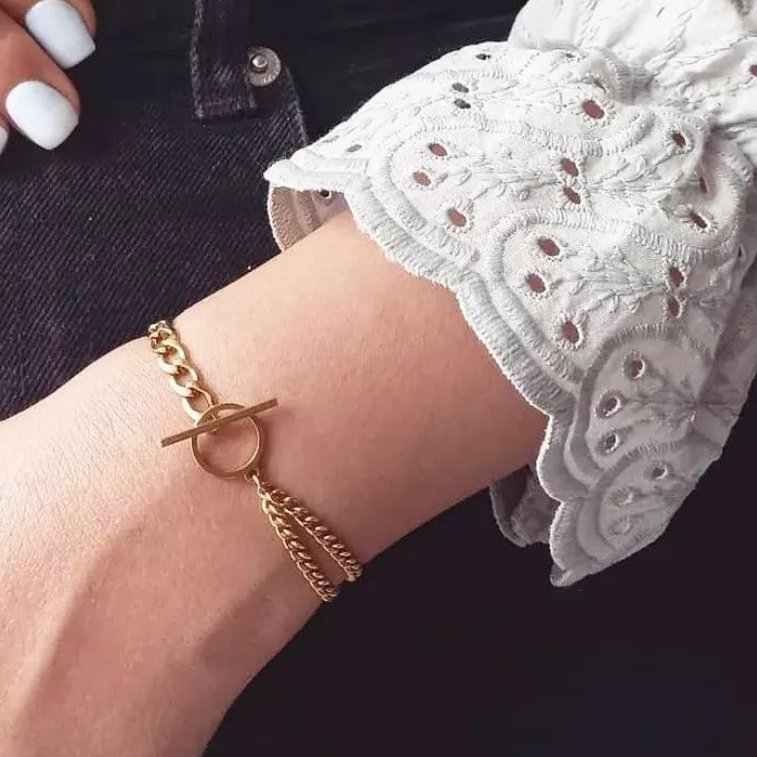 دستبند استیل با قفل تی 