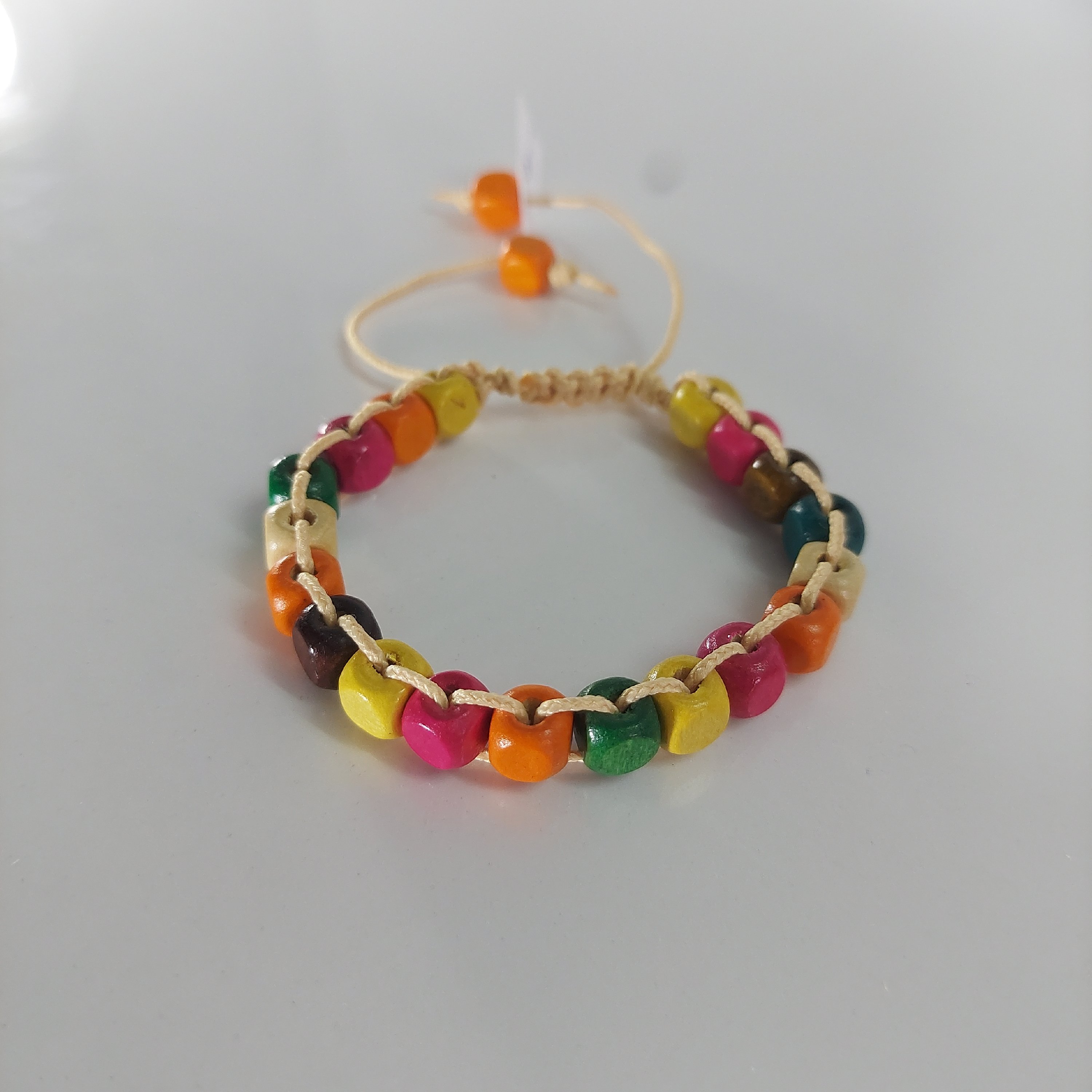 دستبند چوبی بافت کد H023