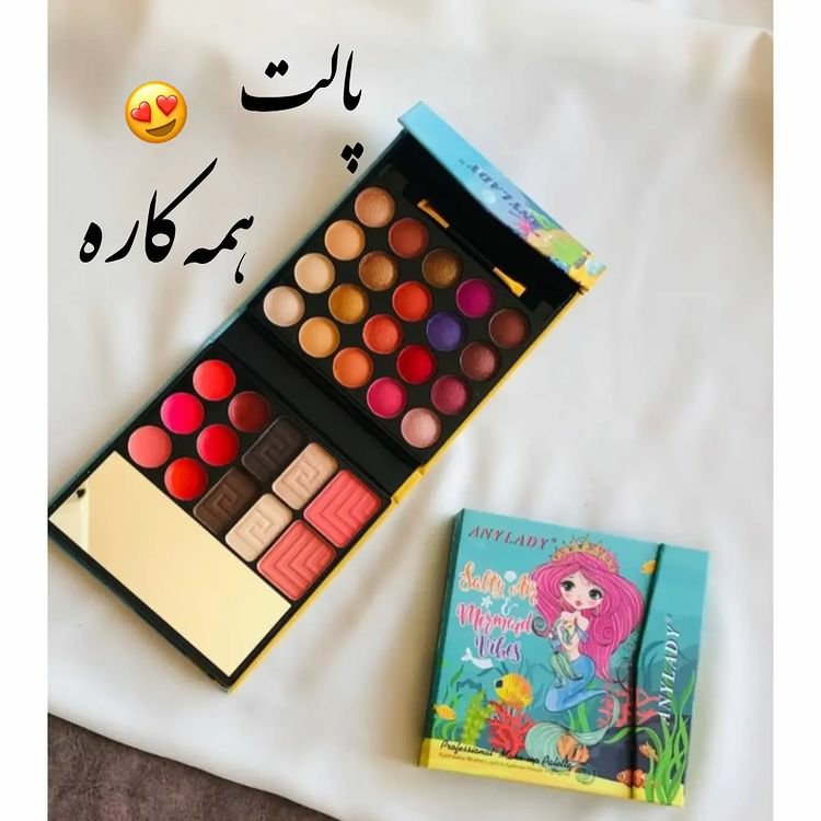 پالت همه کاره آنالیدی دارای رژ،هایلایتر،سایه ابرو،رژگونه،20رنگ سایه کاربردی جذاب،آیینه،براش سایه و رژ