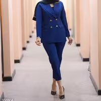 کت و شلوار مازراتی 370 گرم توییست لایی پرشین یقه انگلیسی 4 دکمه جیب کاربردی قد 74 قد شلوار 90 سایزبندی از 38 تا 44