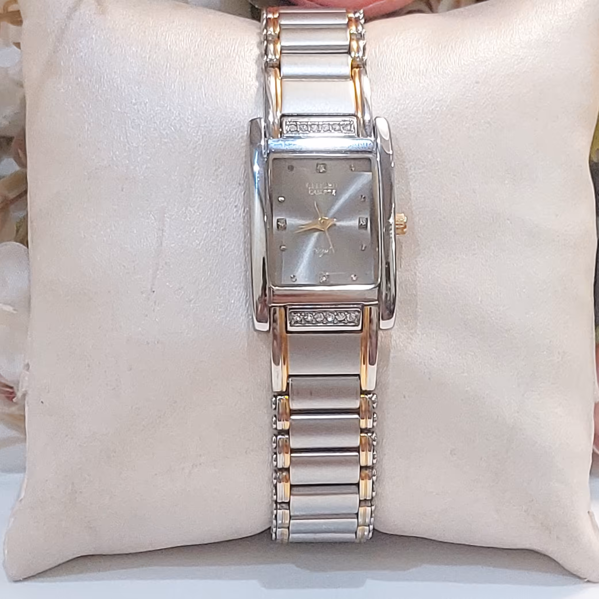 ساعت مچی زنانه استیل سیتیزن ژاپن اصل  موتور طلایی