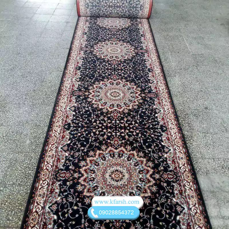 فرش کناره راهرویی طرح اطلس زمینه سرمه ای