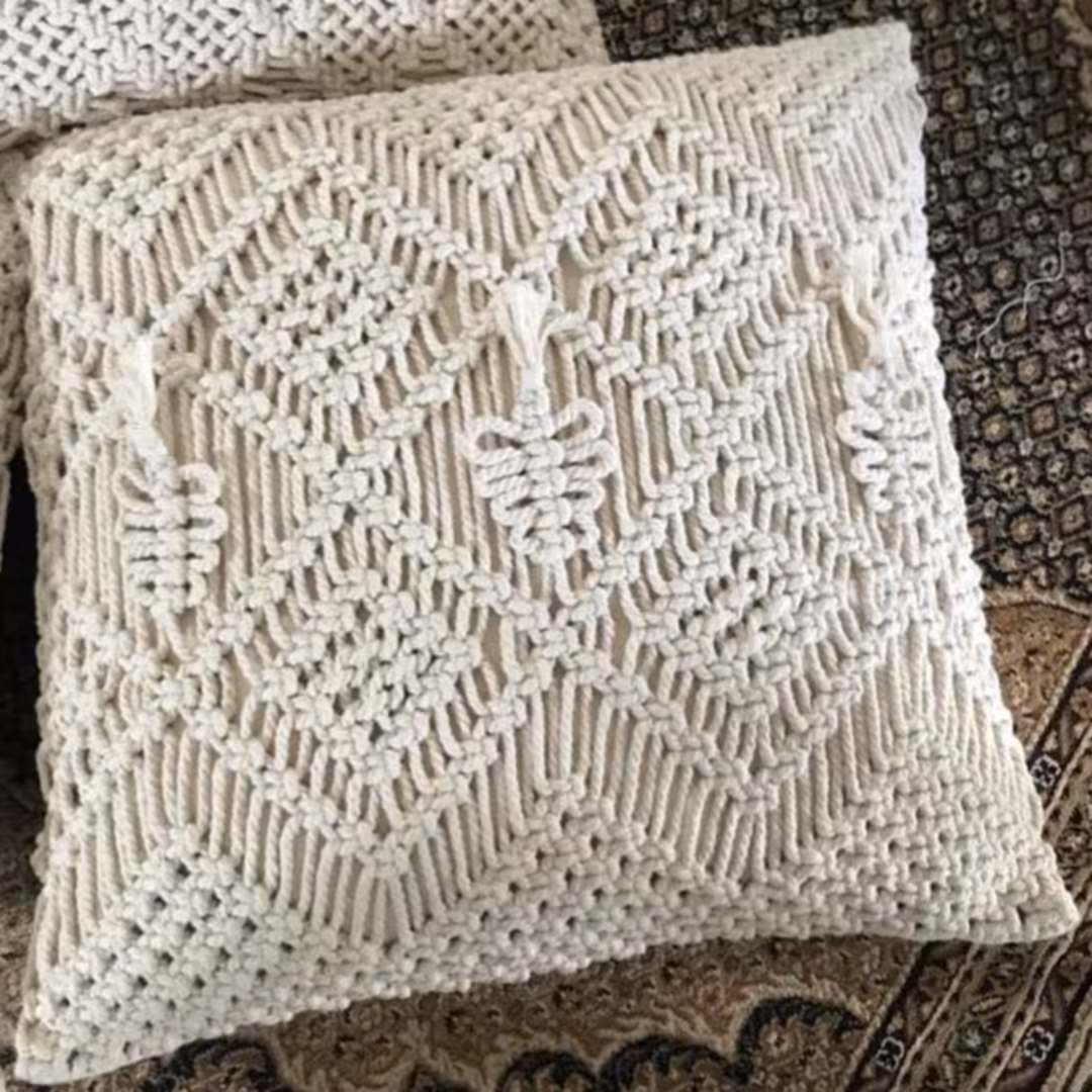 کوسن مکرومه سایز 40 همراه با بالشتک