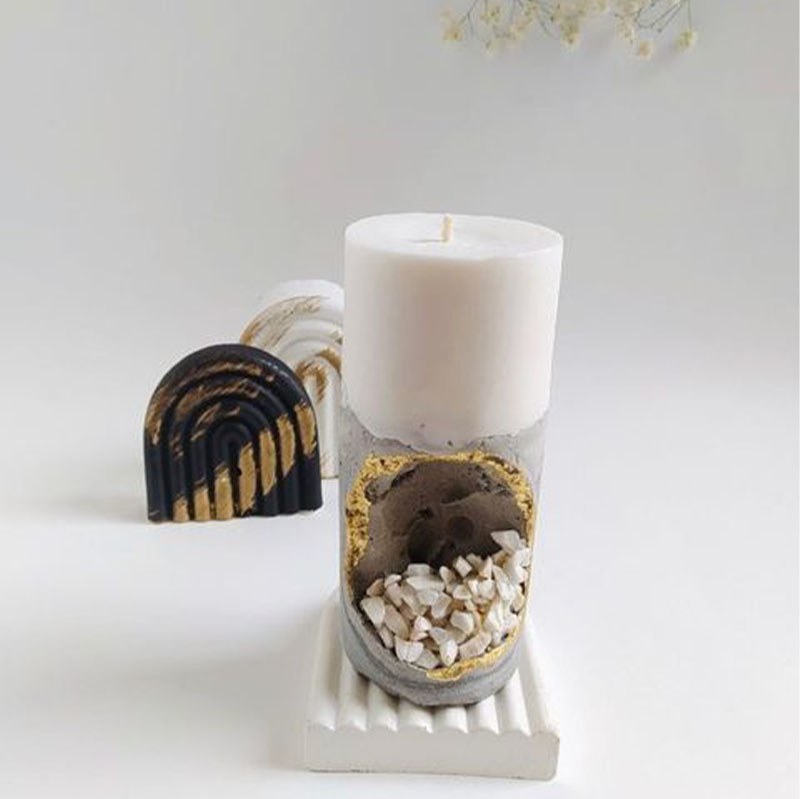 شمع بتنی سنگی با ورق طلا 14 سانتی