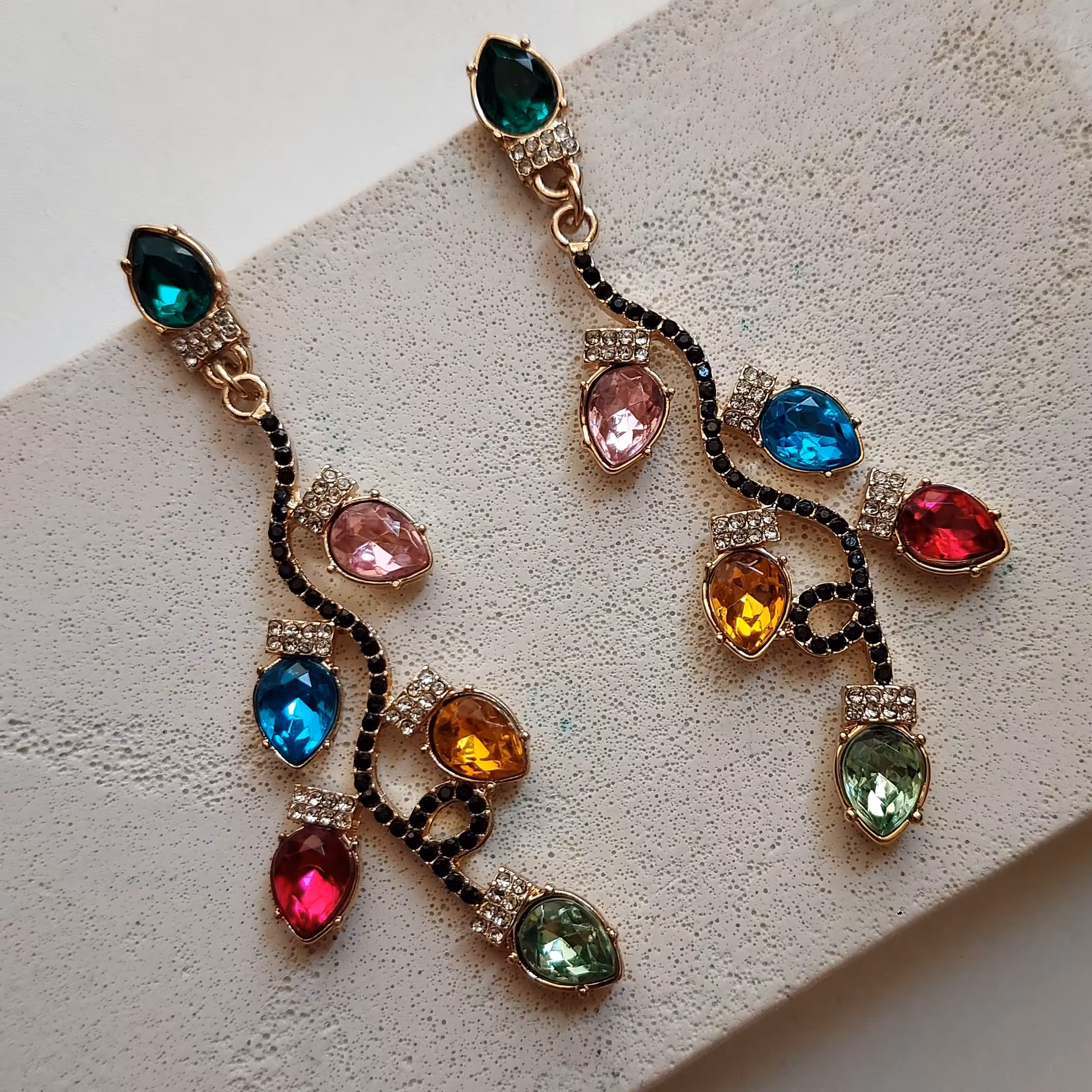 گوشواره  اویز نگین رنگی مولتی کالر وارداتی 