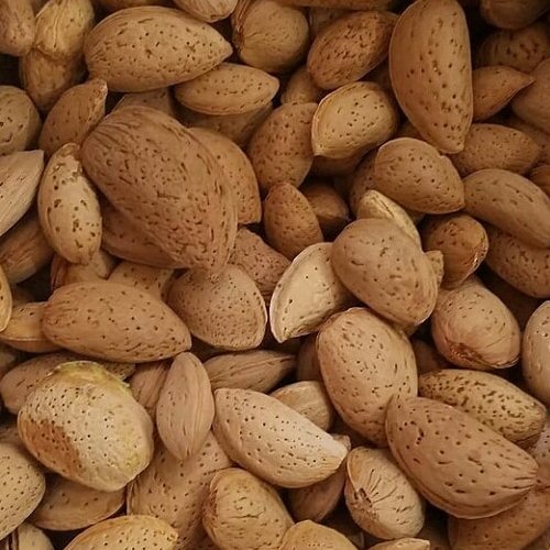 بادام تازه مراغه 1 کیلویی پوست کاغذی