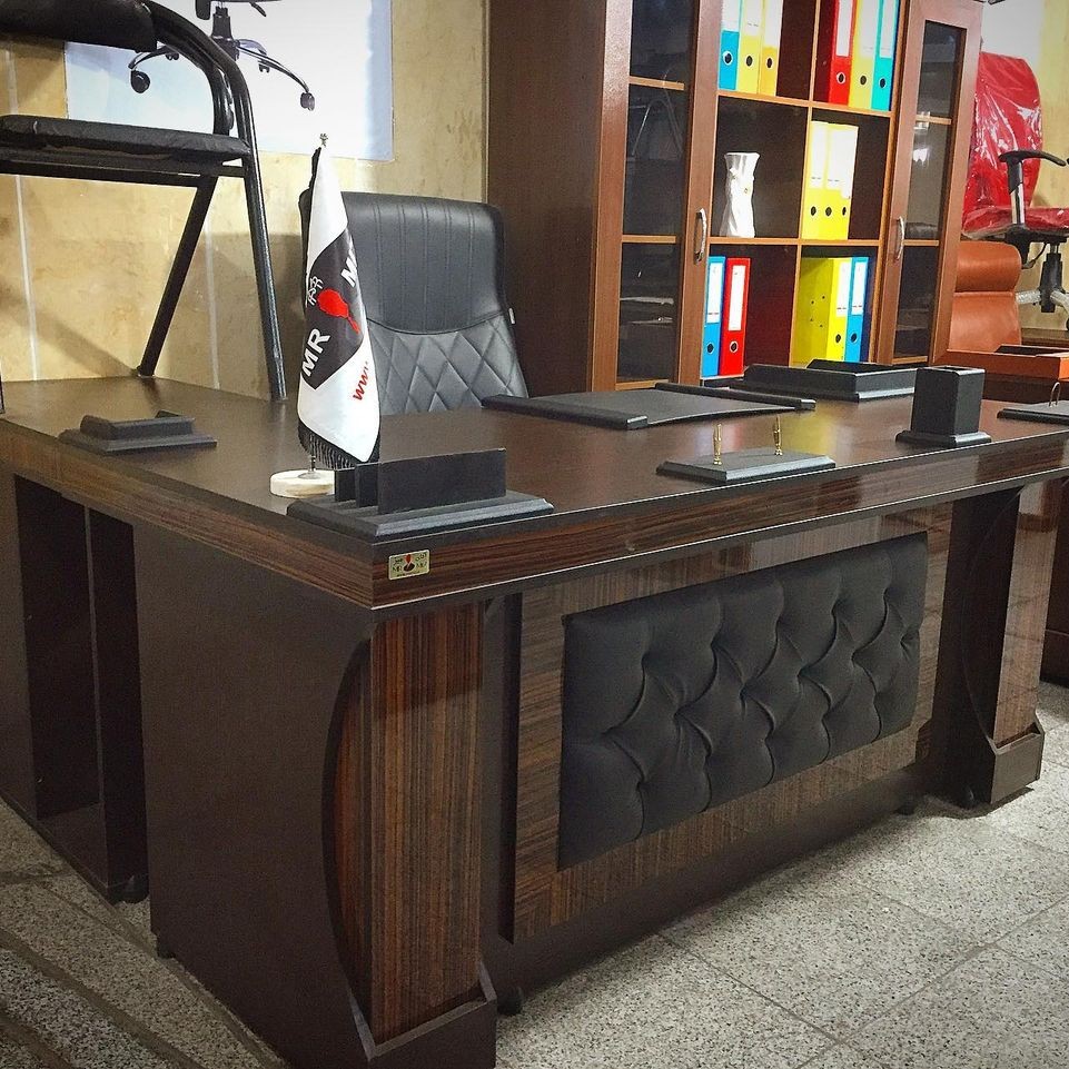 میز مدیریت کارمند منشی  اداری نما لترون با ال بغل(هزینه ارسال به عهده مشتری ارسال با پسکرایه)
