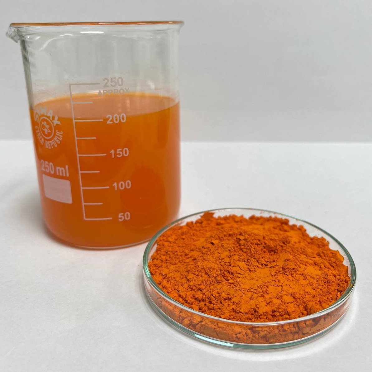 بتاکاروتن 5 درصد- افزودنی  100درصد طبیعی رنگ نارنجی محلول در آب 