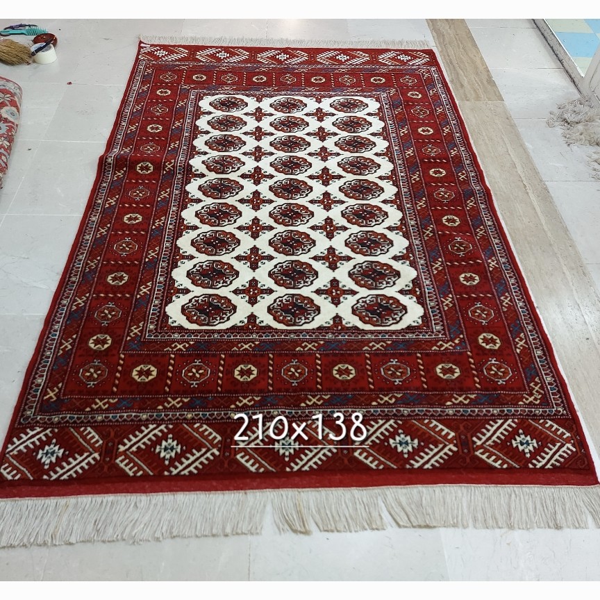 فرش دستبافت 3متری ر شهری  جفت و تک گل ابریشم 