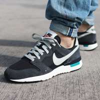 کفش کتانی رانینگ نایک Nike Archive 83