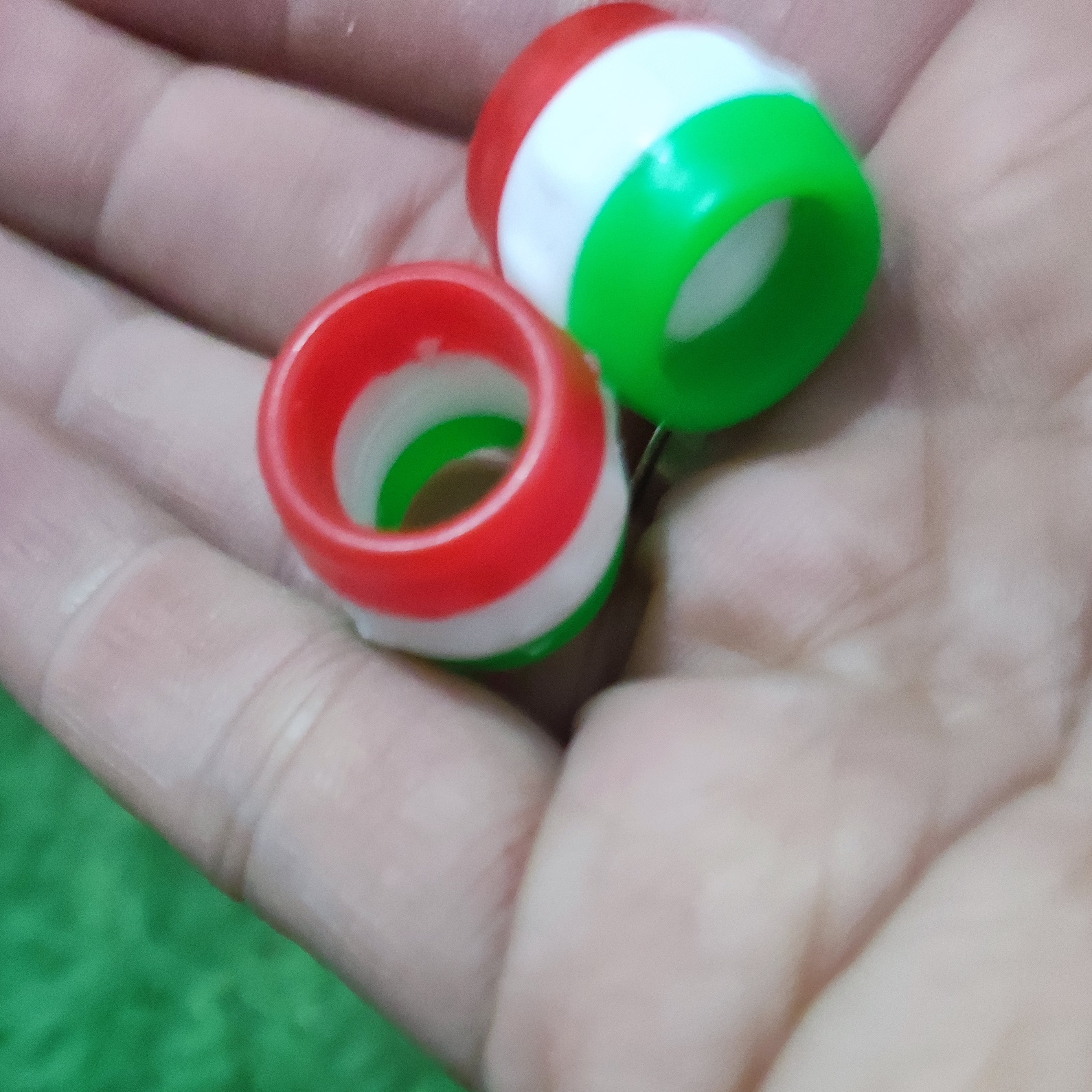 حلقه سه رنگ پای کبوتر
