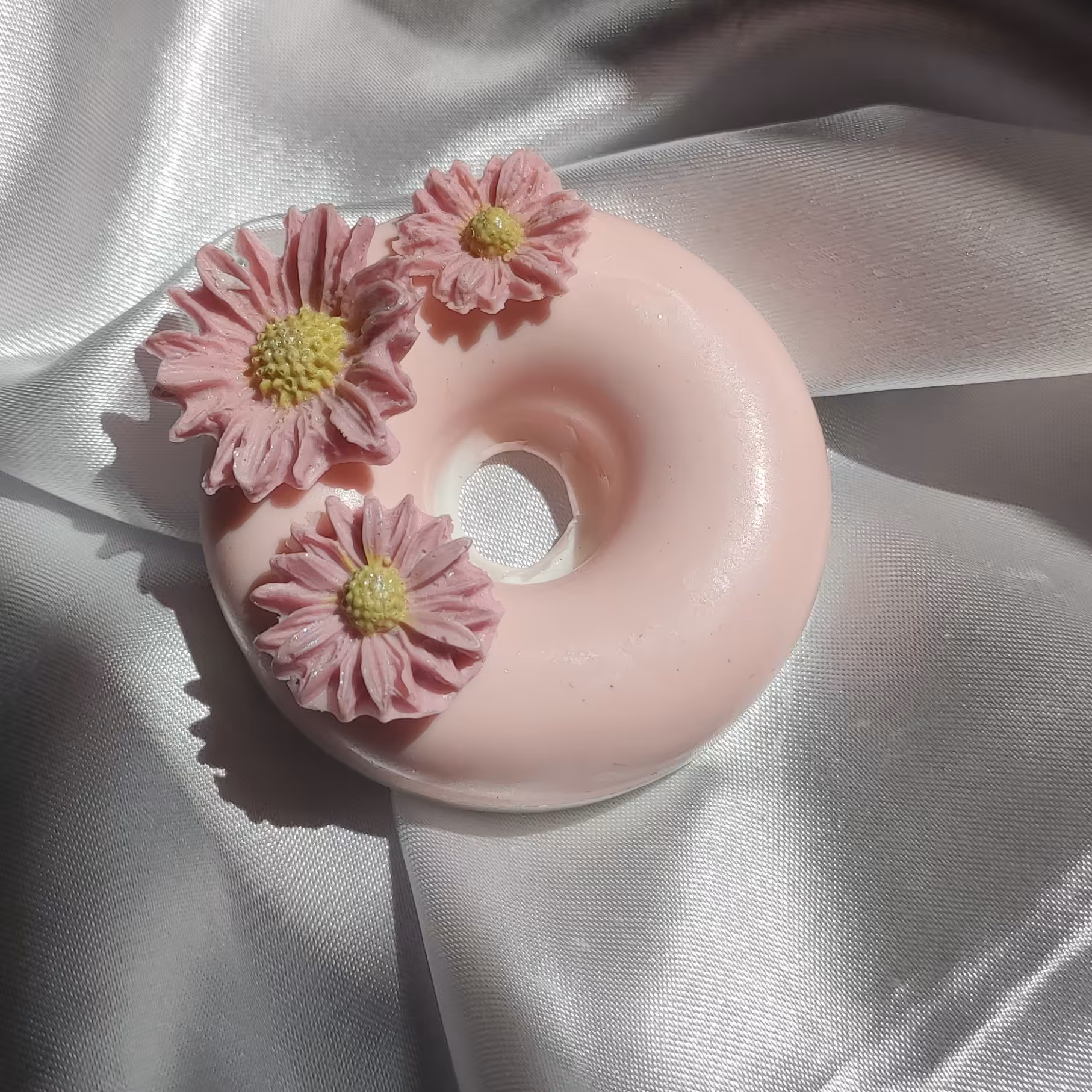 صابون دستساز نارگیل و آرگان مناسب انواع پوست روشن کننده و جوانساز پوست 