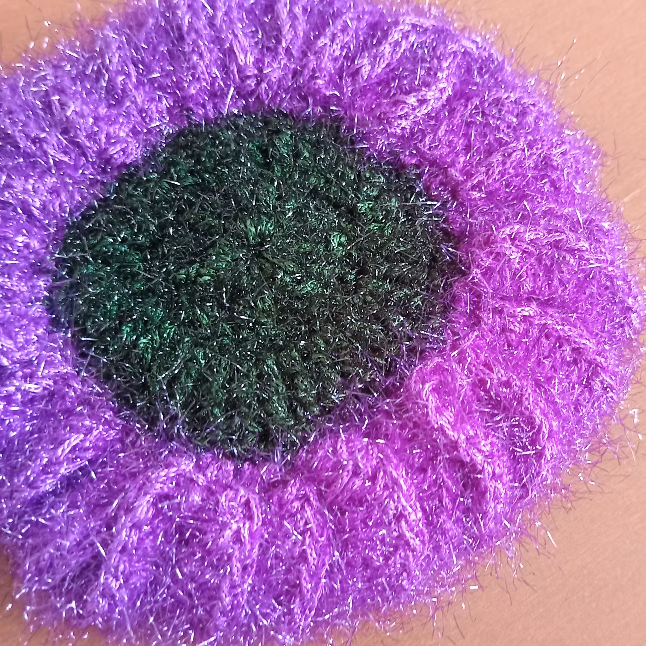 اسکاچ طرح گل بهاری ثمینه بافت بافته شده با کاموا سوزنی،  اندازه متوسط با کف دهی عالی جهت شستشوی ظروف چرب و کثیف