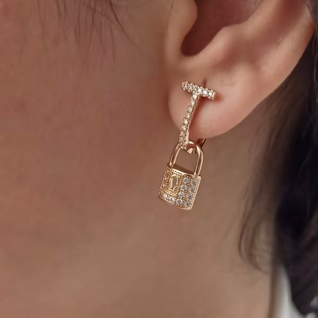 گوشواره طرح قفل