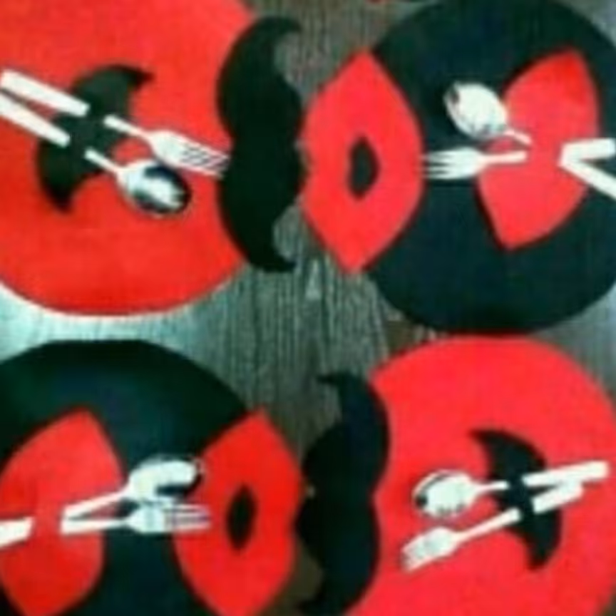 سرویس زیر لیوانی و زیر بشقابی و قاشق و چنگال