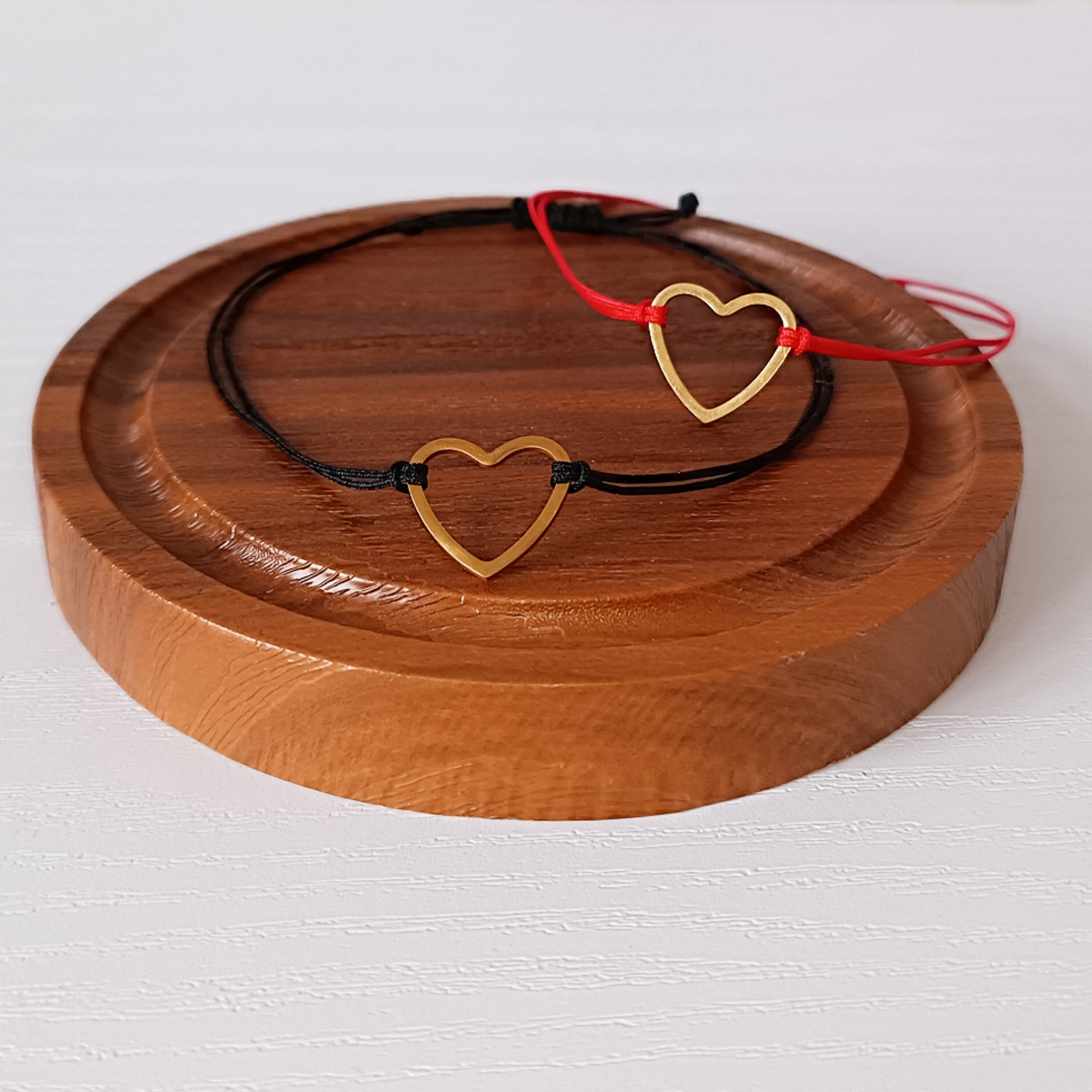 دستبند نخی با پلاک استیل رنگ ثابت