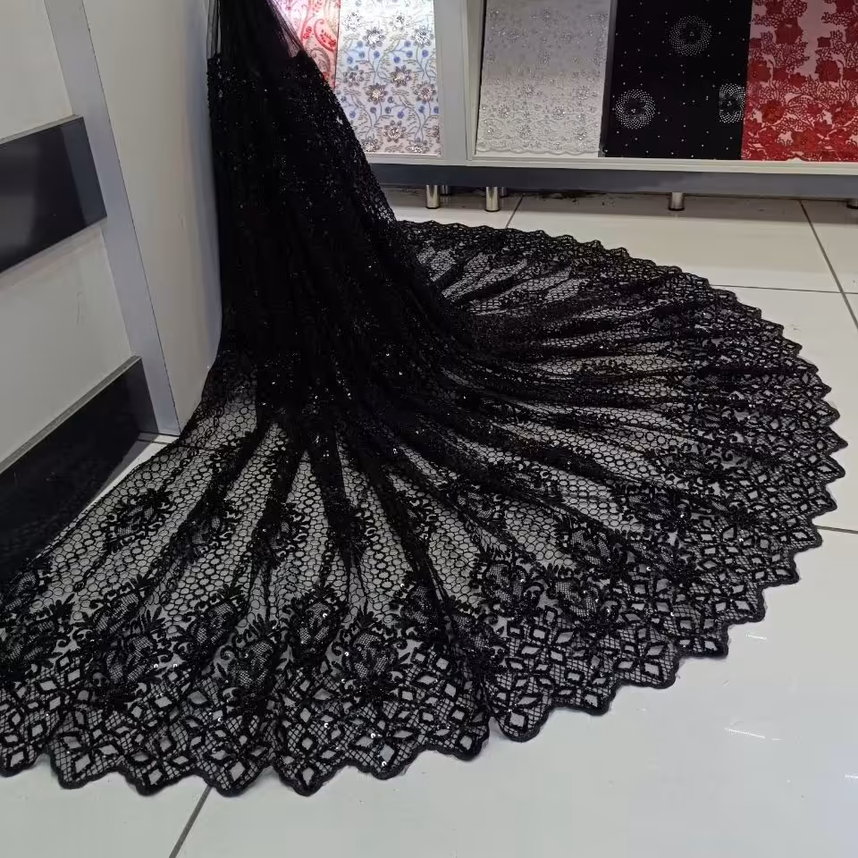 پارچه دانتل مجلسی ملیله تراش خورده پولک دوزی 