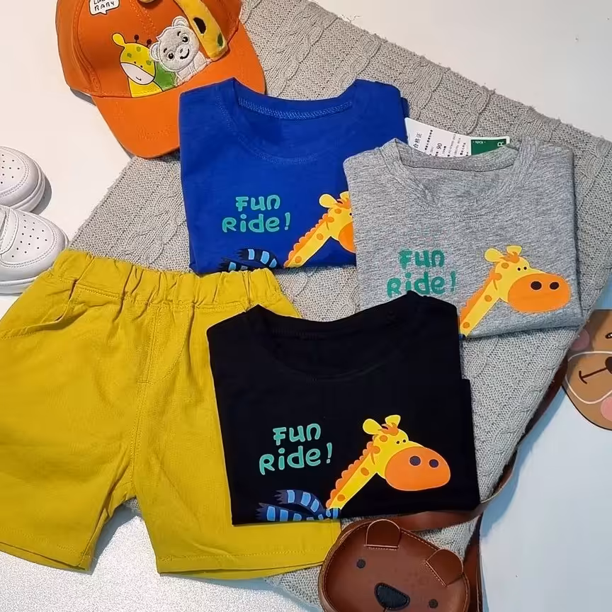 ست دوتیکه تیشرت و شلوارک 