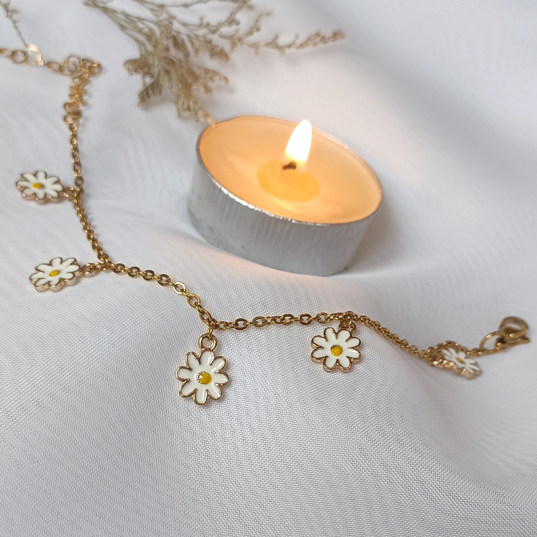 دستبند استیل طرح بابونه 