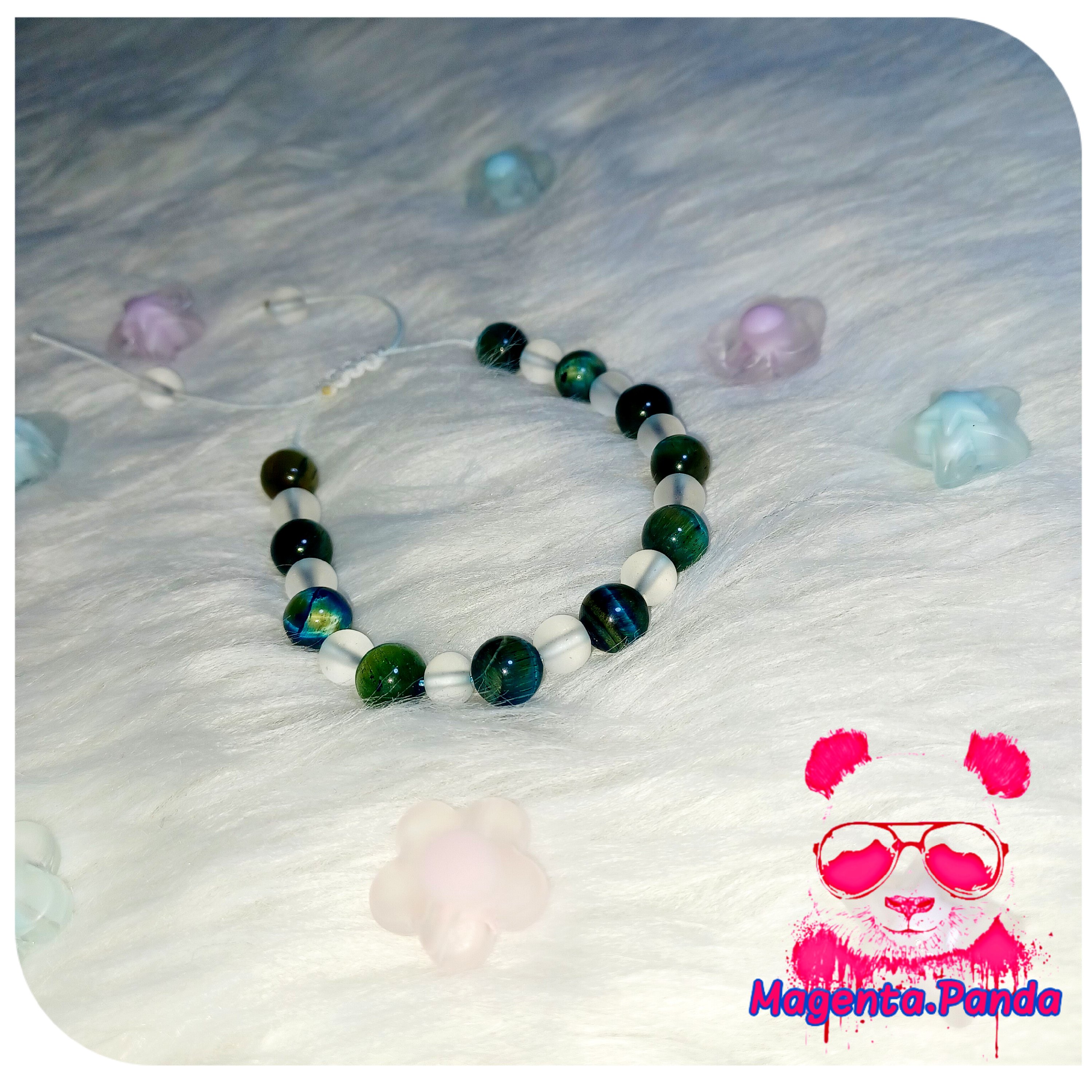 دستبند چشم ببر اصل رنگ  سبز ترکیب با اونیکس مدل کشویی با خواص بی نظیر