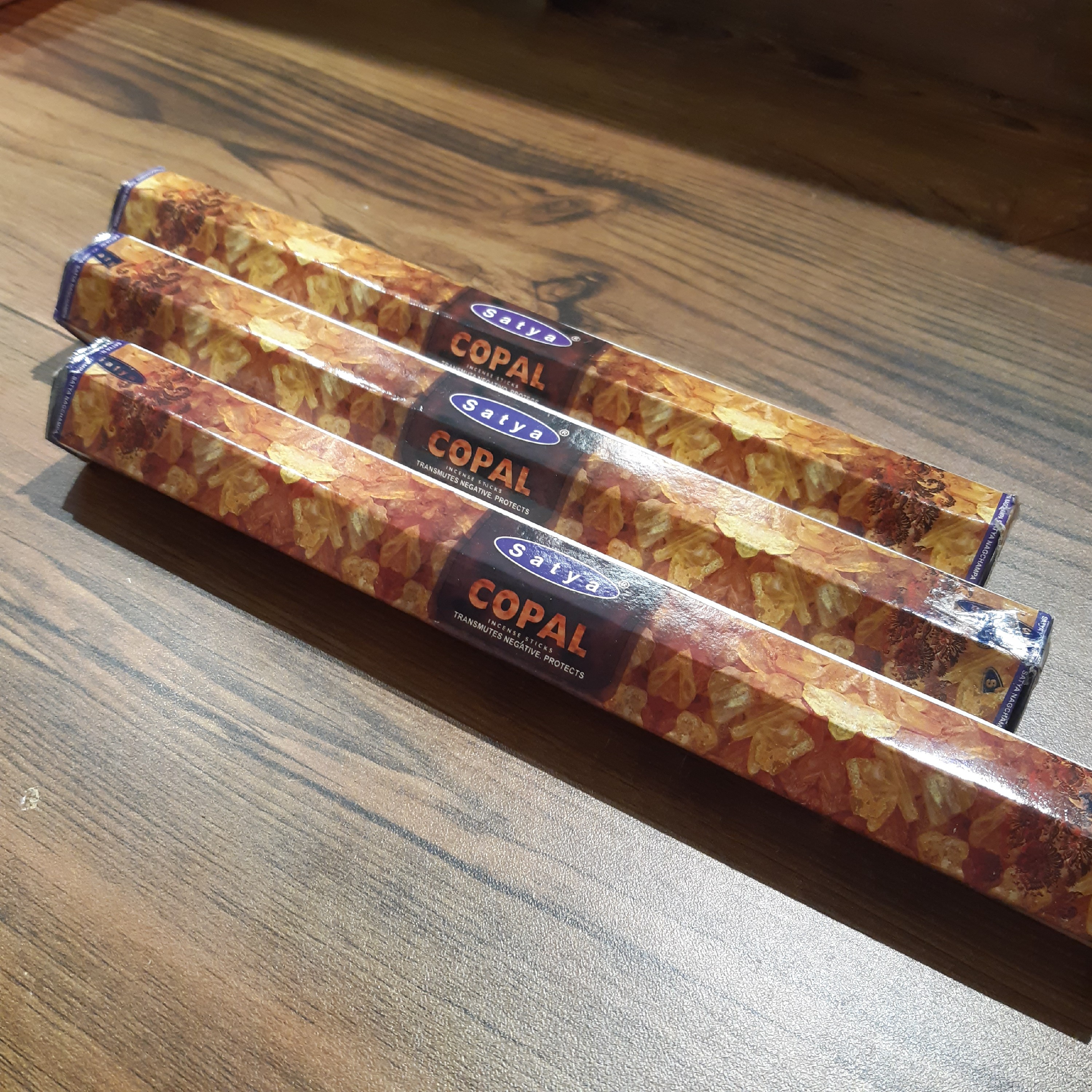عود copal یا کُندر برند ساتیا با تخفیف ویژه در بسته بندی 20 عددی