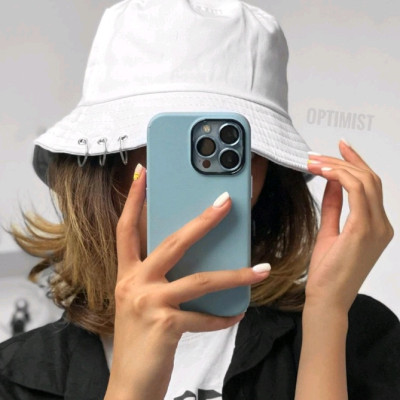 کلاه باکت ساده سفید پرسینگ دار