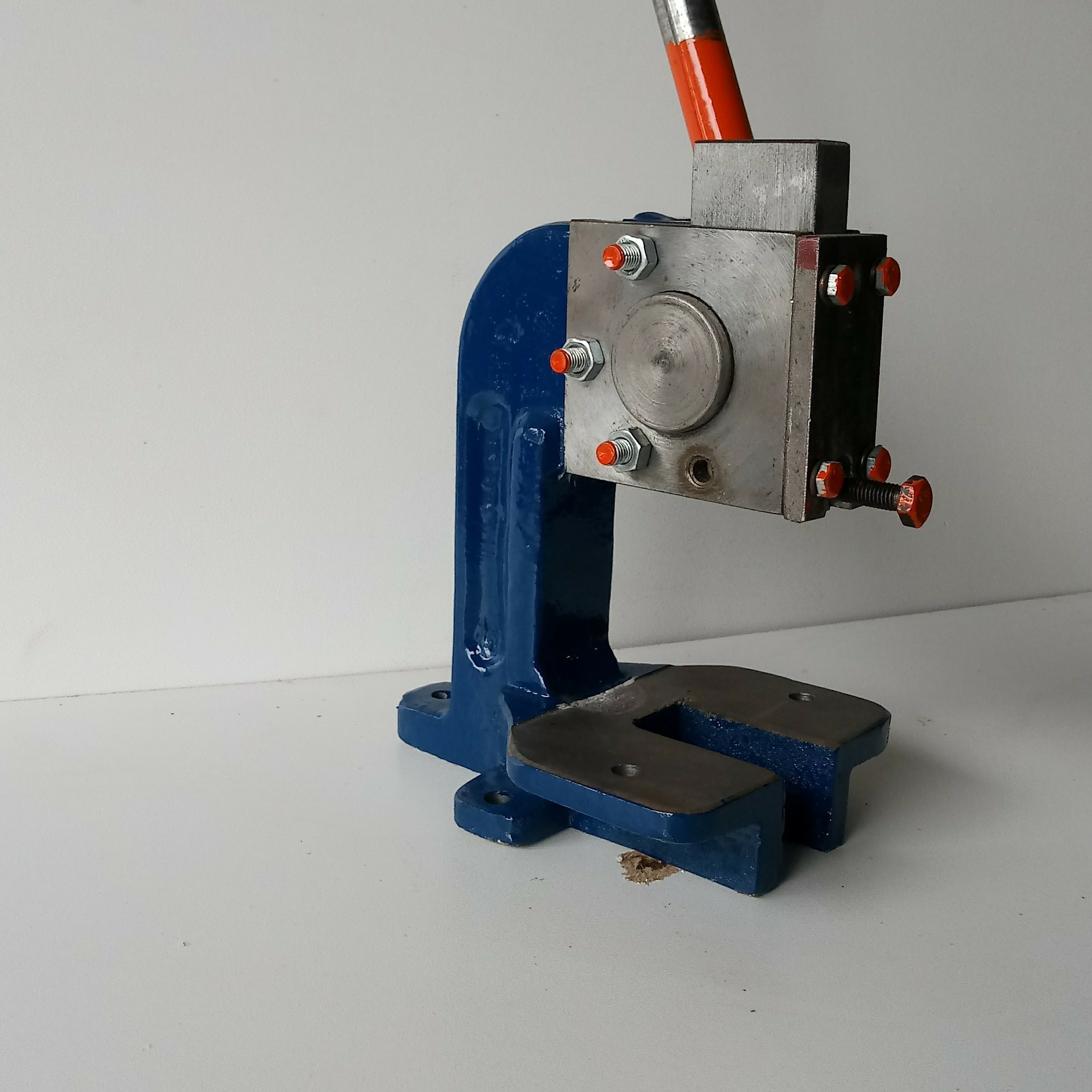 دستگاه پرس دستی صفحه دار ودماغه دار