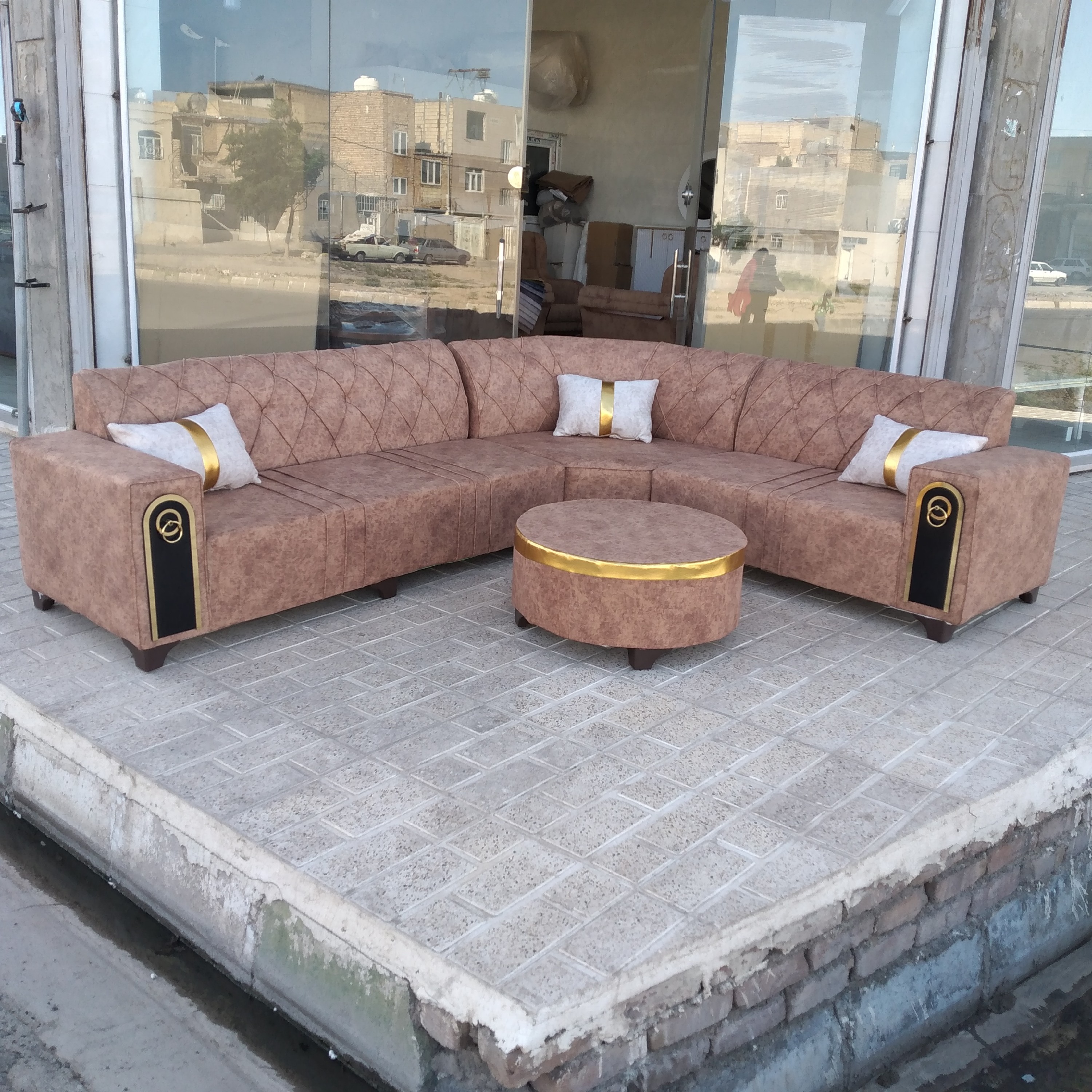 مبل ال چستر کمجا و زیبا در رنگ بندی متنوع 09223787527