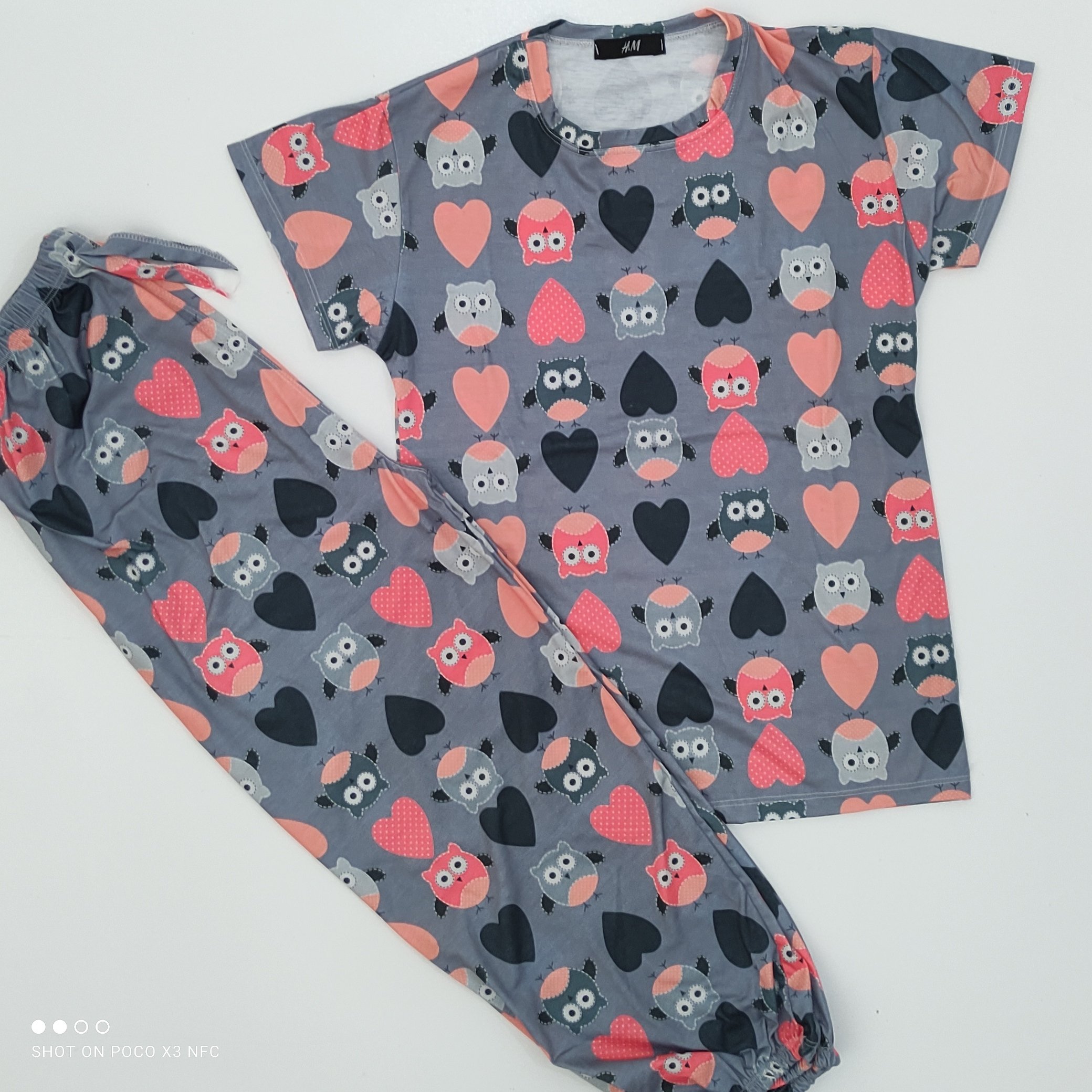 ست تیشرت شلوار برند H&M شیک و راحت