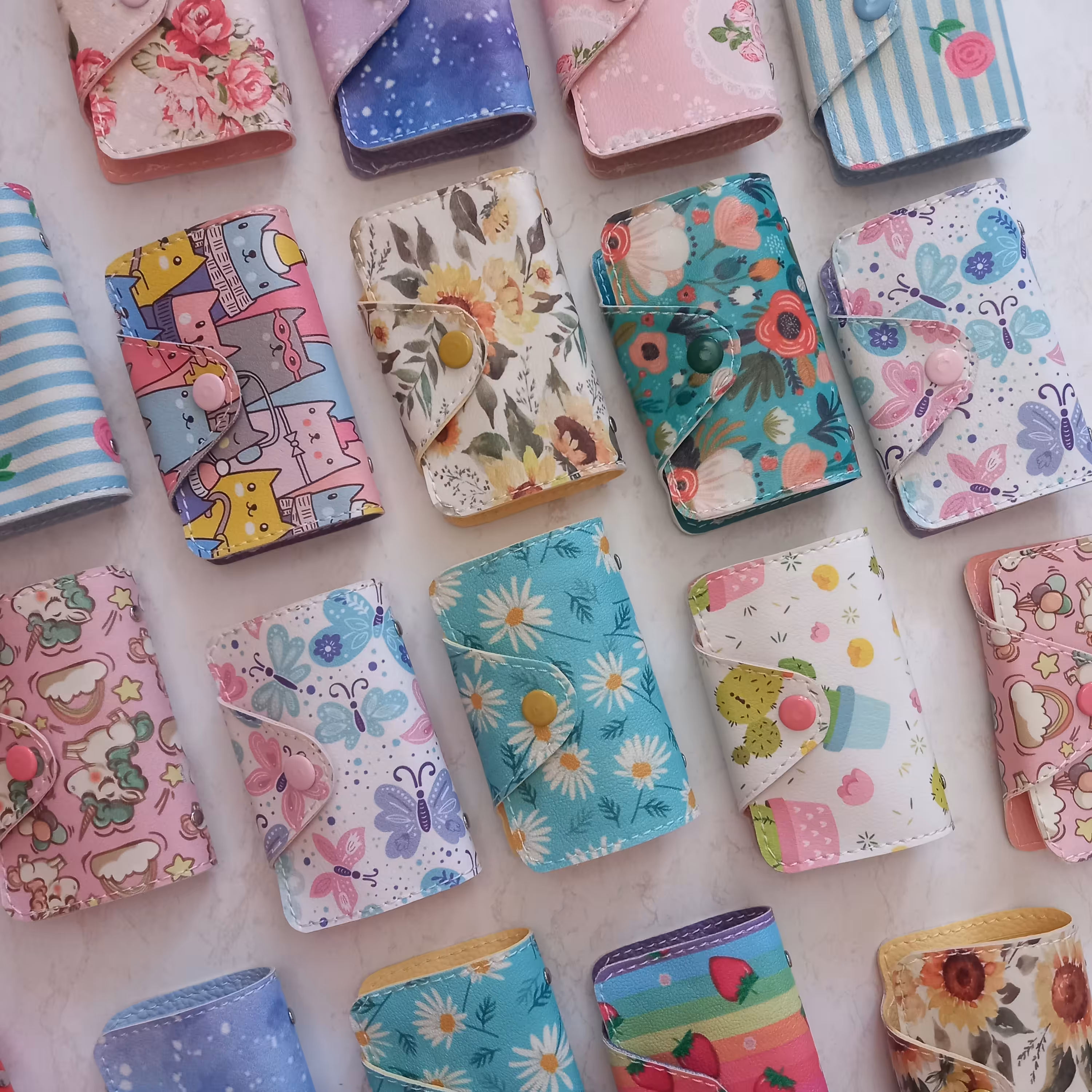 جاکارتی کیف کارت چرم مصنوعی ترک دارای 6جای کارت