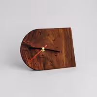 ساعت رومیزی چوبی طرح نیم دایره