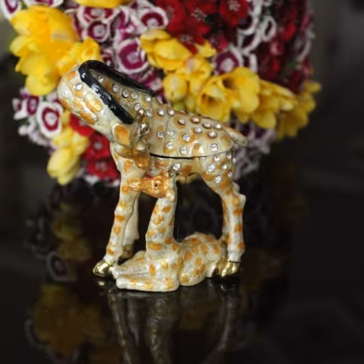 جاجواهری طرح زرافه و بچه 