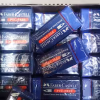 پاکن فابر کاستل 