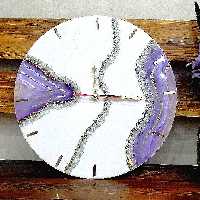 ساعت دیواری رزینی