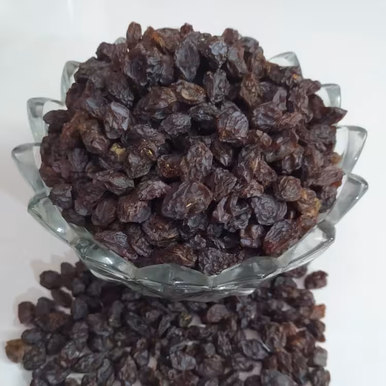 مویز گوشتی و با هسته کاملا ارگانیک نرم وتازه