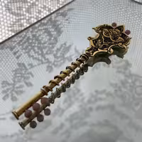 تابلو کلید برنجی قلمزنی دستساز 15