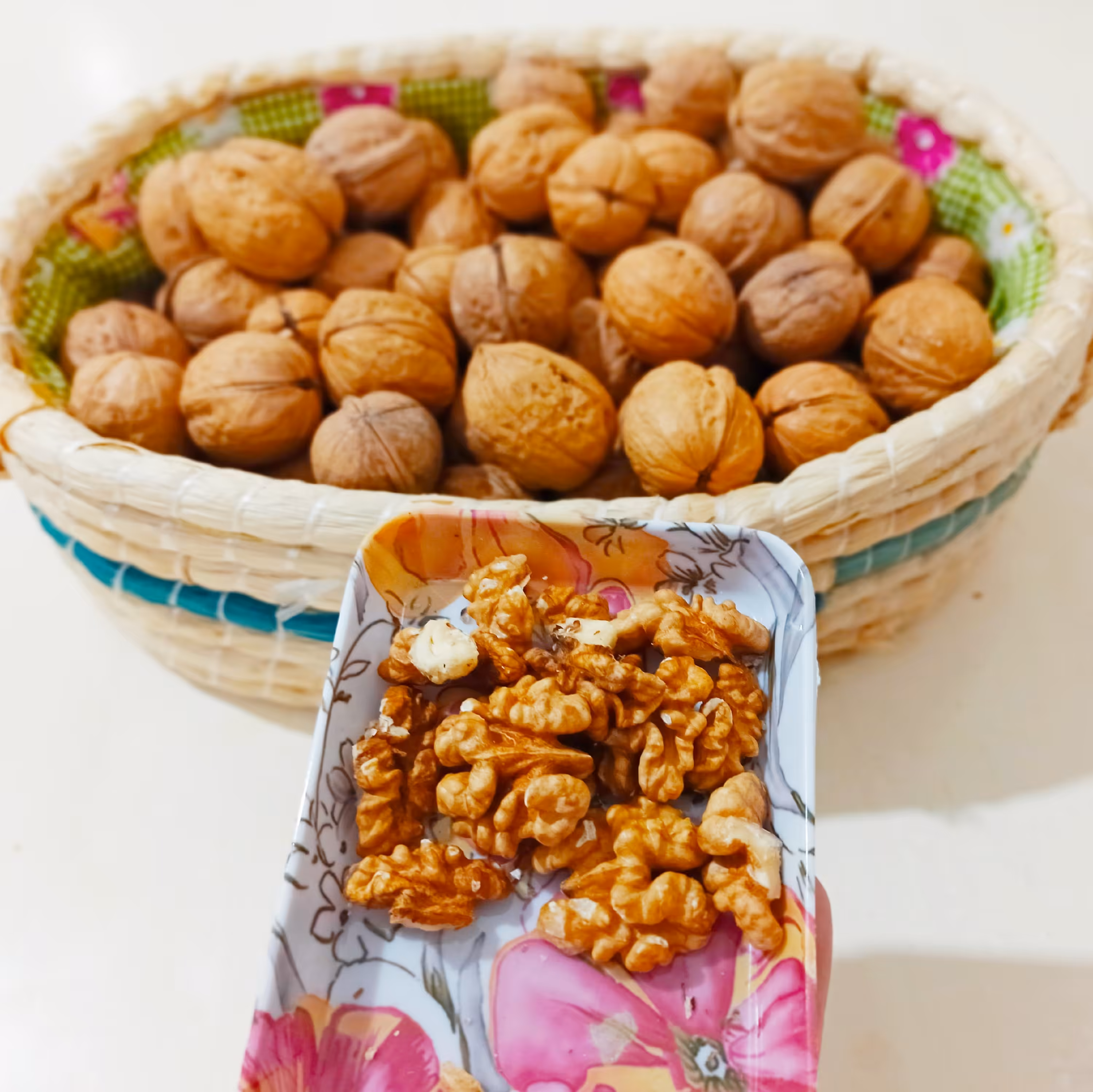 گردو پوست کاغذی(1000گرمی)