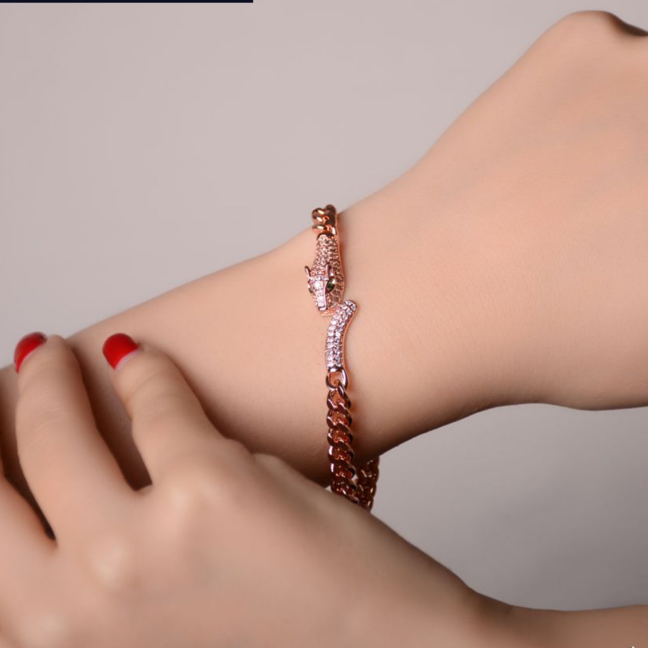 دستبند تایگر