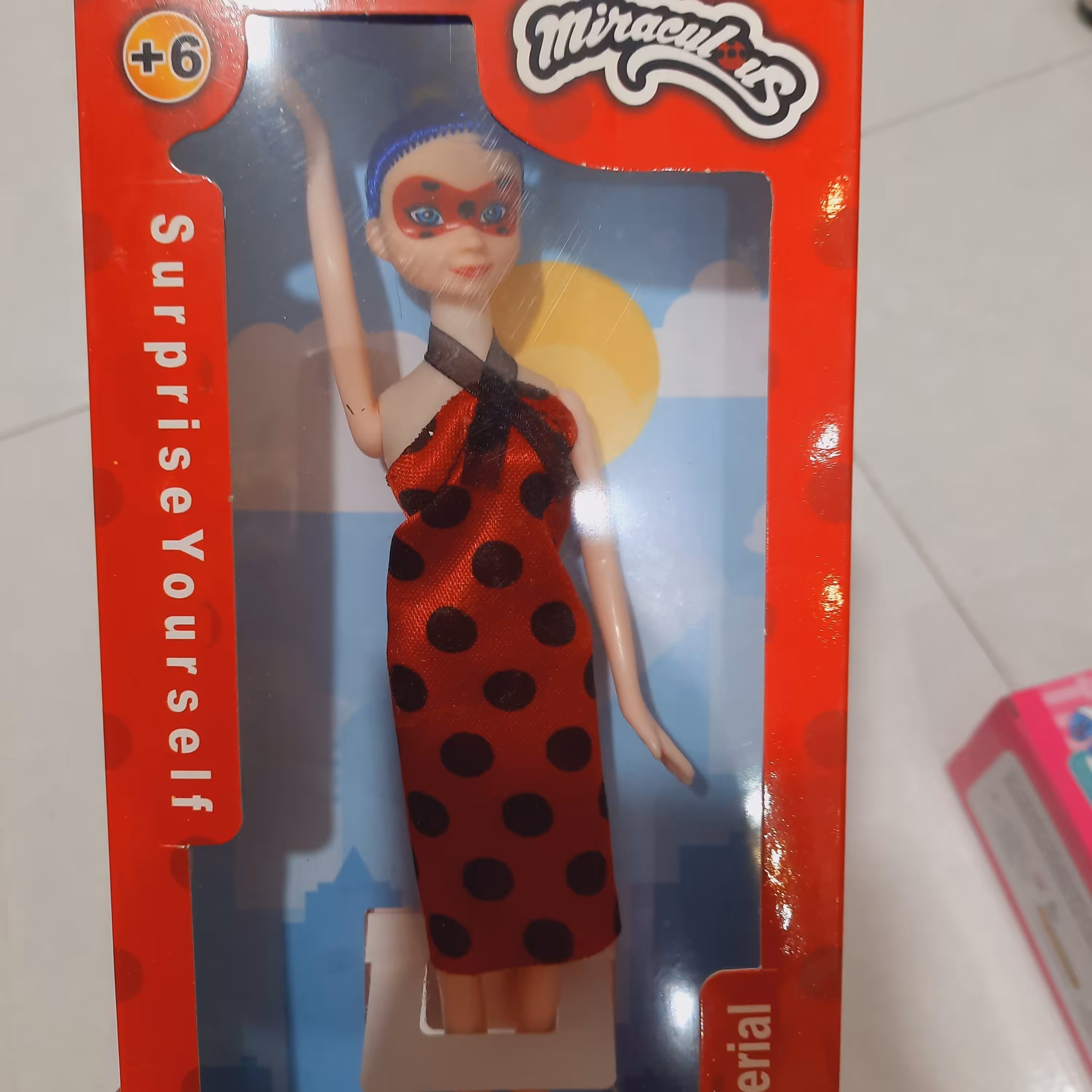 اسباب بازی عروسک دختر کفشدوزکی