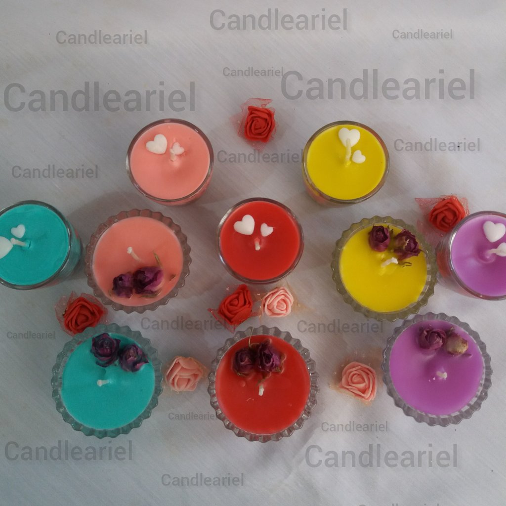 شمع های شات  گل سرخی و قلبی معطر به رایحه نارگیل و لوندر